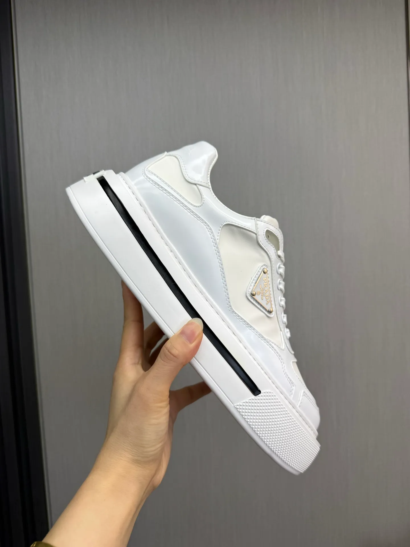 Men's shoes 💰580💰 [PRADA] Hot-selling men's shoes shipped 👏Official website synchronized ⬆️ Original cowhide fabric + cowhide lining, cowhide feet 🐮 1:1 shipment ✔️Original original sole, 38-45 (45. Customized, non-refundable)